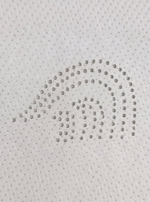 Laser Cut Ventilation Design Detail of #White Seamless Antibacterial Running Tank Top