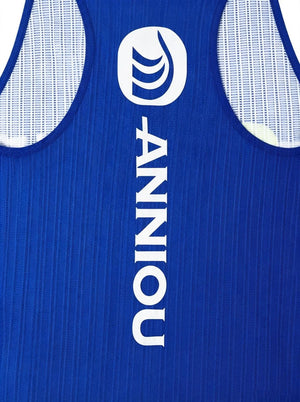 Reflective logo on the back