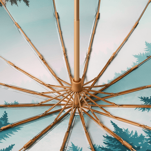 A sixteen-rib umbrella frame provides excellent wind resistance
