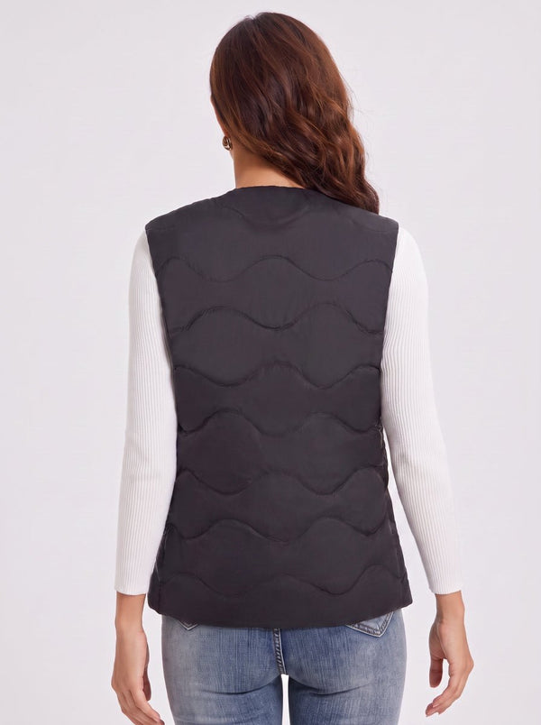 #black Women's Rear of V-neck Quilted Heated Gilet
