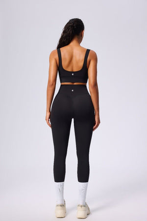 #black Anniou racerback sports bra and sports leggings 