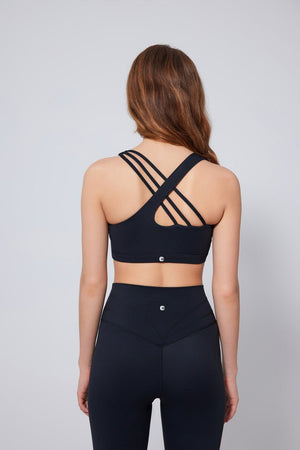 #black Asymmetric Sports Bra and leggings by Anniou