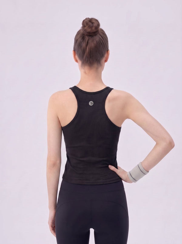 #black rear of Women’s U‑Neck Workout Tank Top